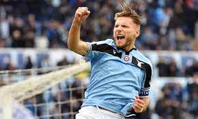 Born 20 february 1990) is an italian professional footballer who plays as a striker for serie a club lazio and the italy national team. Ciro Immobile Makes Sampdoria Suffer As Lazio Join Serie A Title Race Serie A The Guardian