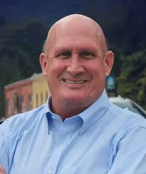 Chuck Hubbard's Instagram, Twitter & Facebook