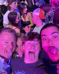 ethan dodd (@ethandodd___) • Instagram photos and videos