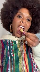 Enid Patterson's Instagram, Twitter & Facebook