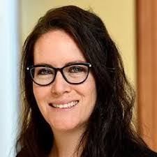 Holly Phillips's Instagram, Twitter & Facebook