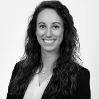 Kelly Mccall's Instagram, Twitter & Facebook