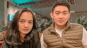Intip penampilan ifan seventeen dan citra monica di akad nikah nanti. Jelang Nikah Ifan Seventeen Tunjukkan Kedekatan Dengan Anak Citra Monica