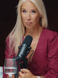 Understanding Childbirth: Real Stories from Delivery Suites