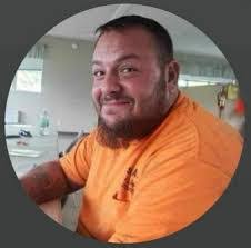 Tim Kellogg's Instagram, Twitter & Facebook