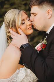 Profile for Heart & Willow Photography