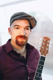 Rising blues star from Elgin dies at 33