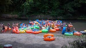 12 Lazy Rivers In Wisconsin That Are Perfect For Tubing On A Summer S Day Wisconsin Travel Float Trip Wisconsin Camping