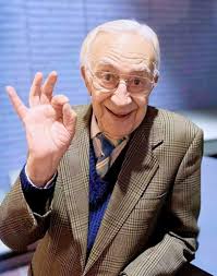 a Scicli canta “Ti amo”