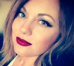 Iowa motorcyclist dies after crashing into Fulton home