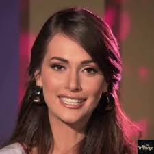 Conoce un poco más de cerca a Miss Venezuela 2011 @ireneesser 👑, ., ., Su  Miss Universo favorita es @irene_saezconde 🇻🇪,