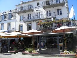 Un Bon Tourteau A Deguster Photo De Hotel Du Port Locquirec Tripadvisor