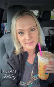 can you guys recommend sugarfree drinks?? im trying to cut down