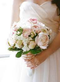 A la carte wedding packages have a minimum of $600. Modern New York Wedding At Studio 450 Junebug Weddings