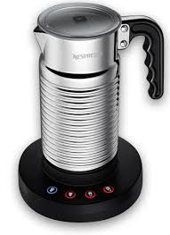 L'un des appareils électroménagers qui connaît actuellement un très grand succès auprès des consommateurs est le mousseur à lait. Aeroccino Nespresso
