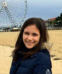 Des belles choses qui nous arrivent des fois avec leurs histoires passées, et la chaleur qui les accompagne; La Vie D Une Petite Lune Photos Facebook