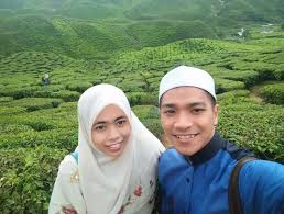 Menerusi instagram, dr erin atau nama betulnya noorainul naqim mohd berkongsikan berita tersebut kepada pengikutnya. Dia Yang Pukul Pintu Bilik Sampai Lebam Da I Farhan Murai My