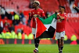 Around 10,000 united fans returned to old trafford to watch a game for the first time in 14 months following the easing of coronavirus restrictions in the uk on monday. Paul Pogba Amad Diallo Display Palestine Flag After Manchester United Match Gulftoday