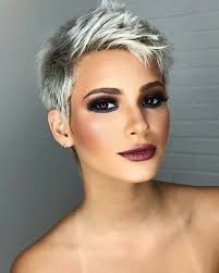 Ce Sont Probablement Les Plus Belles Coiffures Que Vous Avez Jamais Vu Wow C Est Pourquoi J Aime Les Cheveux Courts Coupe De Cheveux Courte Coupe De Cheveux Coiffure femme courte chignon avec meche belle coiffure frange moderne 15 luxe modele de funky short hair. coupe de cheveux courte