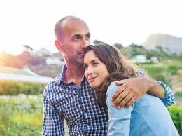 He promises to shower a partner with cash and gifts, but often is limited. Ramai Dibahas Netizen Indonesia Apa Itu Sugar Daddy