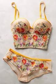 Plus Size Lingerie Panosundaki Pin