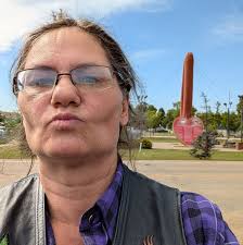 The amazing Gracie Abrams is performing at The O2 tonight. The Gracie  Abrams poem by All