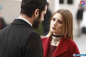 Bu gece bir parçamız eksik. Gizem Karaca And Burak Yamanturk In Icimdeki Firtina 2017 Wallpaper Iphone Disney Princess Turkish Beauty Celebrities