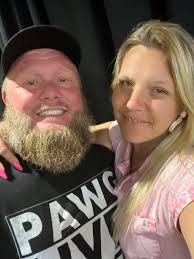 Two verified pit tickets for Friday May 15 th Gainesville show. 700 each.  If you're interested, comment and I will message you. I'm posting as  anonymous so I don't know want to