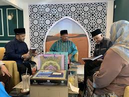 Manuskrip al quran terkini salinan tangan anak. Kerjasama Gisbh Dengan Yayasan Restu Anjangmuor S Travelog