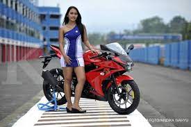 #motorsportmurah #rndmotosport hello sobat riders, kali ini gua grebek showroom rnd motosport yang menjua motor motor sport murah. Harga Motor Sport Bekas Ini Murah Rp 20 Jutaan Ada Cbr250 Gsx R150 Ninja 250r