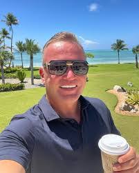 Renee Newlin's Instagram, Twitter & Facebook