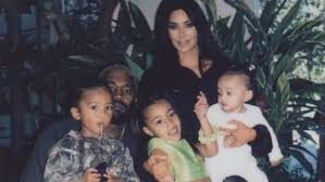 Kourtney kardashian's father is o.j. Die Kardashians Das Sind Ihre Kinder