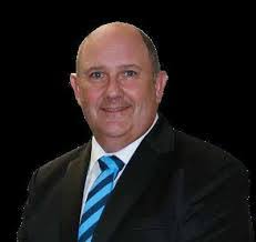 Suzy Bray's Instagram, Twitter & Facebook