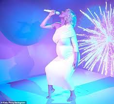 We did not find results for: Katy Perry Shows Off Her Baby Bump While Performing Daisies As Part Of Dear Class Of 2020 Special Daily Mail Online