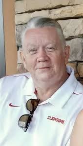 Doug Murrell's Instagram, Twitter & Facebook