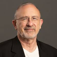 Abby Dunton's Instagram, Twitter & Facebook