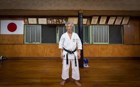 This is what Soke Inoue Yoshimi taught me about pauses in kata - Karate  Juku (en)