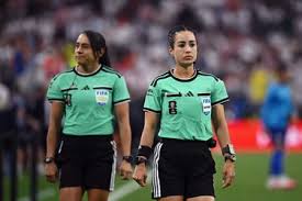 Árbitra Katia Itzel García, egresada de la UNAM, debuta en el Mundial 2026