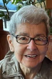 Susan Bade's Instagram, Twitter & Facebook