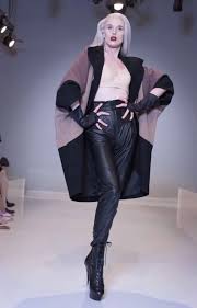 Watch as i transform the one and only violet chachki during my paintedbyfame class in montreal. My Top 20 Rupaul S Drag Race Looks Of All Time Sydney Yaeko