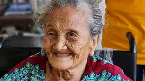 House OKs P1 million for centenarians