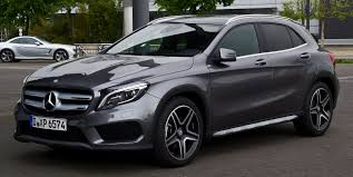 2014 Mercedes Benz Gla 220 Cdi 4matic Price And Specs Mercedes Mercedes Gla Mercedes Benz Gla