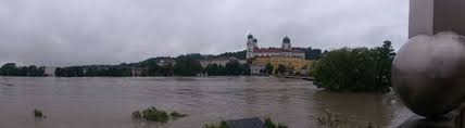 Die behörden seien dabei, tiefer gelegene teile der stadt gegen eine neuerliche überflutung zu sichern, sagte ein sprecher am sonntag. Hochwasser 2013 Passau Regiowiki Niederbayern