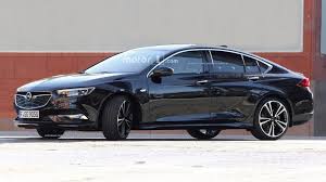 Prueba opel insignia 2021, primera prueba de la renovación de la berlina alemana, análisis de sus cambios, rendimiento, consumos y. 2017 Opel Insignia Sedan And Wagon Break Cover