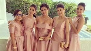 While her parents were unable to attend heart evangelista's wedding on sunday to sen. In Photos Celebrity Guests At Heart Evangelista Chiz Escudero Wedding In Balesin