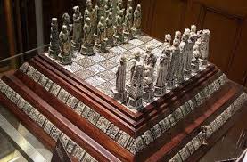 حل لغز لم يحله احد بالموقع العربي الوحيد على الفيس بوك schach skulpturen bilder