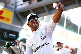 Love my family and friends. Formel 1 Lewis Hamilton Spricht Uber Frau Und Kinder