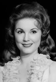 Is Karen Kempisty still alive?