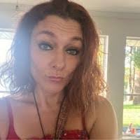 Darilyn Jones's Instagram, Twitter & Facebook