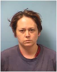 37-year-old woman arrested after 14.8 grams of meth found in bag